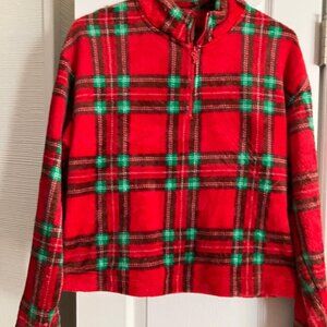 Super cute Christmas colors ladies top. Size XL.